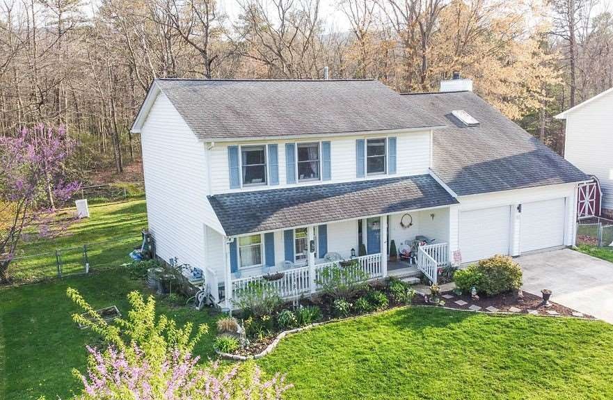 Welcome Home to 27 Sugarcamp Lane Stuarts Draft