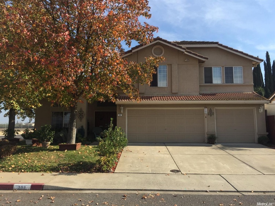 293 Cliffwood Way, Oakdale, CA 95361 - photo 1