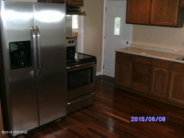 956 Birch St, Niles, MI 49120 - photo 1