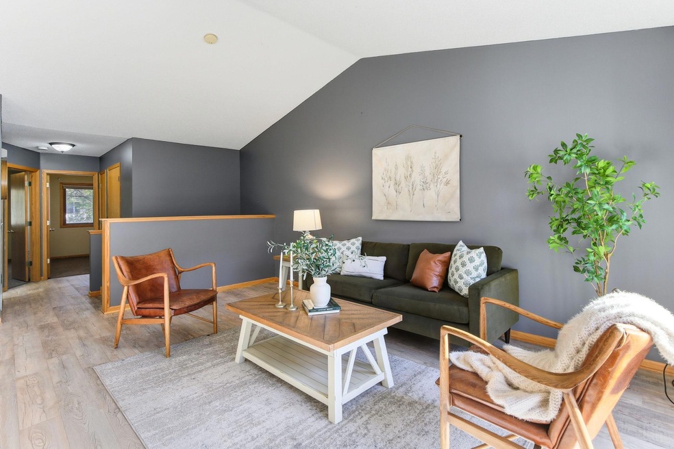 9235 E Point Douglas Ln S, Cottage Grove, MN 55016 - photo 1