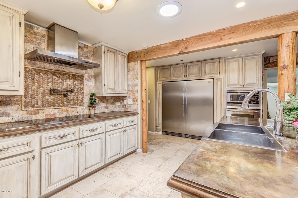 Gourmet Kitchen