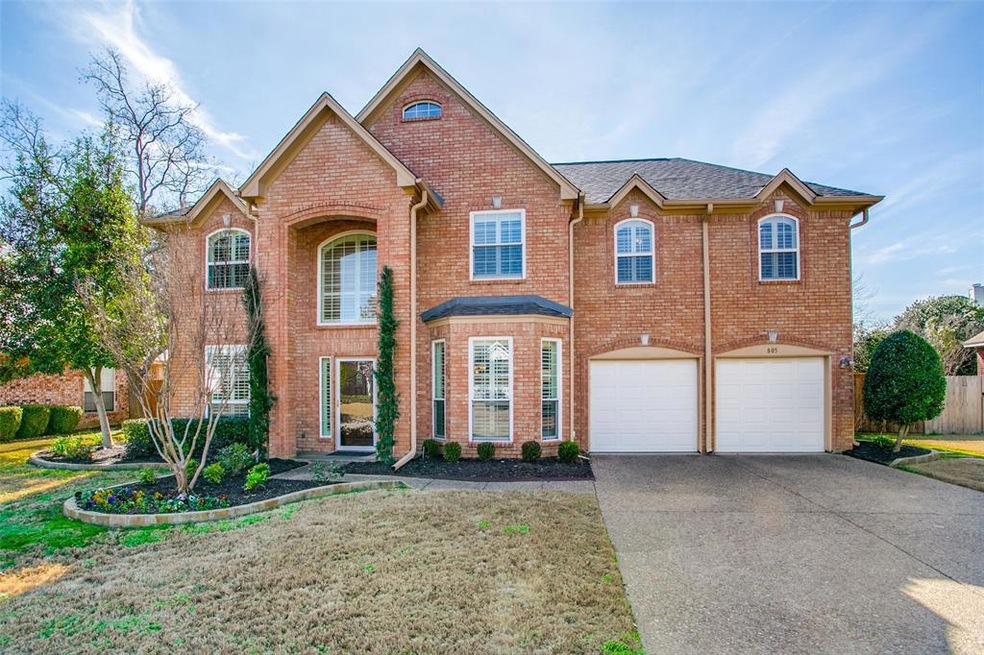 805 Crystal Ln, Hurst, TX 76054 - photo 1