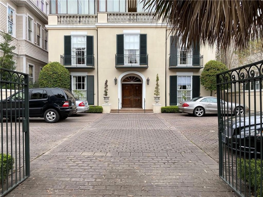 2721 St Charles Ave, New Orleans, LA 70130 - photo 1