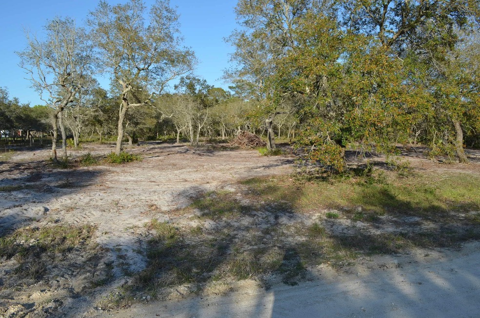 000 W Royal Oak Dr, Keaton Beach, FL 32348 - photo 1