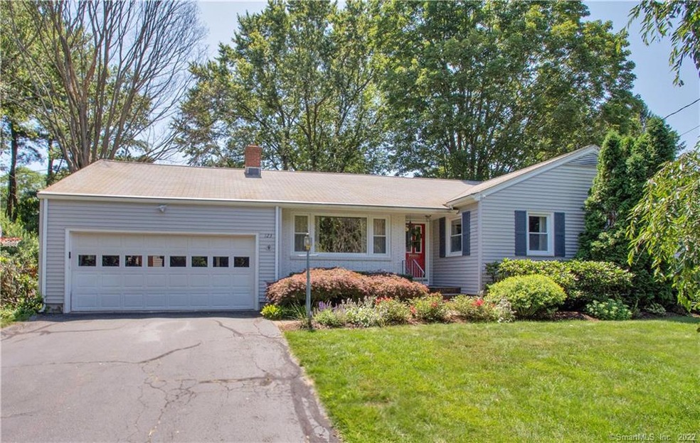 123 W Ridge Dr, West Hartford, CT 06117 - photo 1