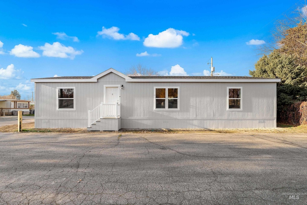 301 E 45th St unit 6, Garden City, ID 83714 - photo 1