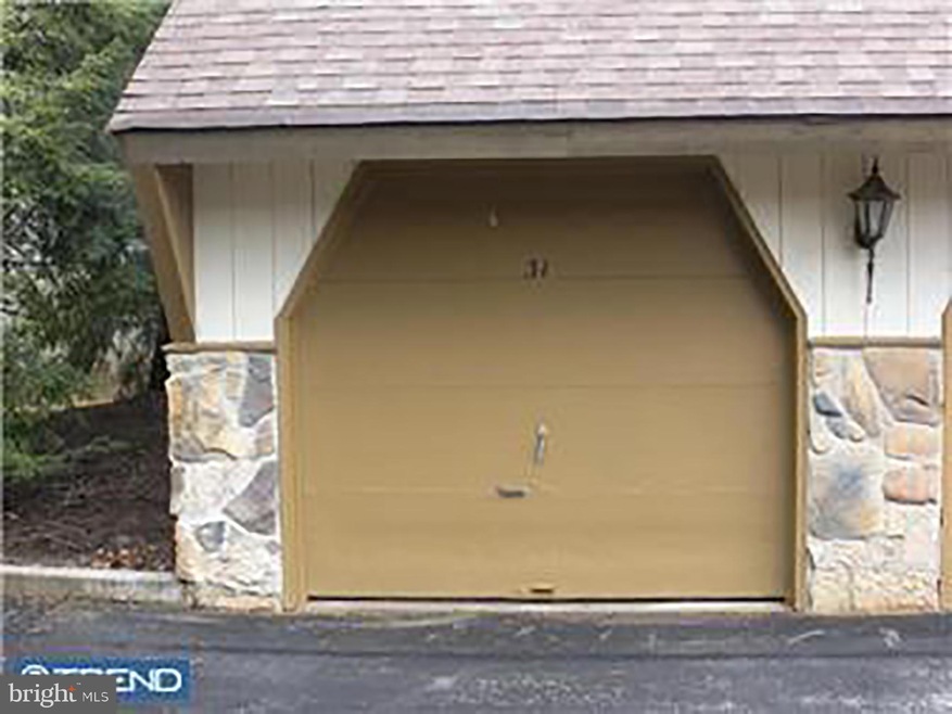 31 Valley Stream Ln, Chesterbrook, PA 19087 - photo 1