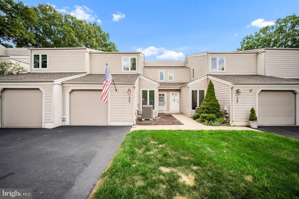 224 Hastings Ct unit 224, Doylestown, PA 18901 - photo 1