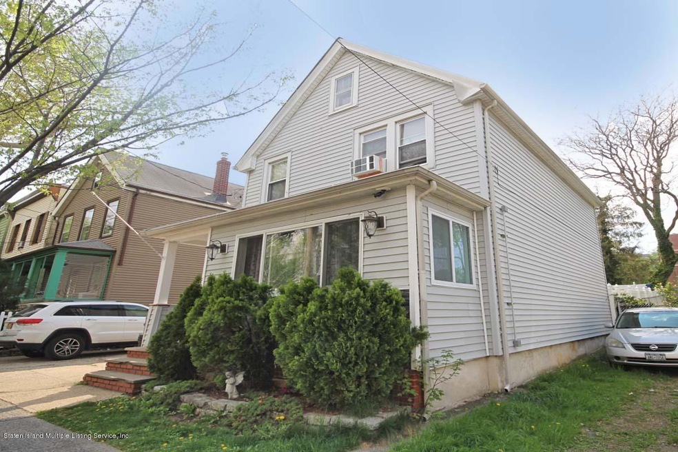 198 van Duzer St, Staten Island, NY 10301 - photo 1