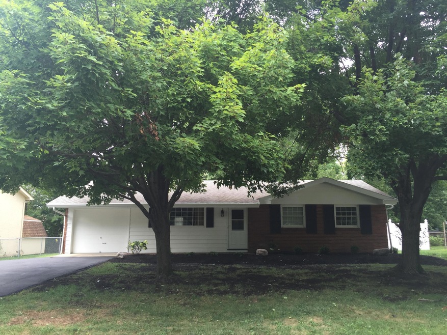 EXTERIOR FRONT OF HOME