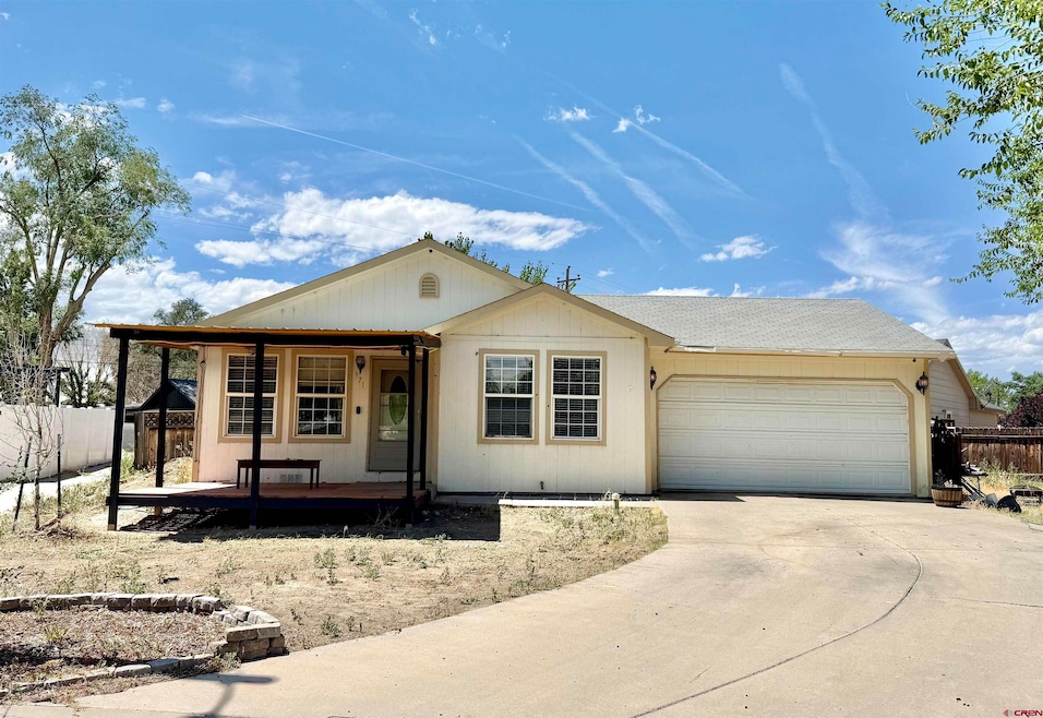 For Sale $328,999 • Co-Listing Agent