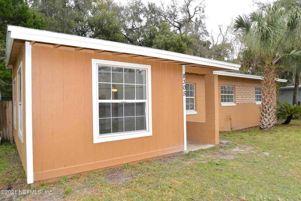 8305 Parr Ct N, Jacksonville, FL 32216 - photo 1