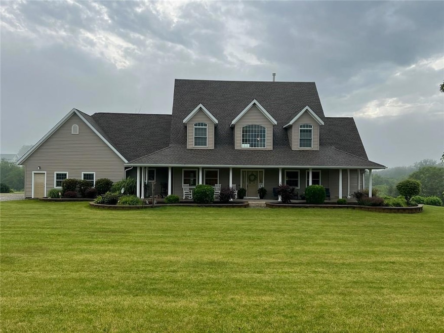 4247 S74 Hwy, Newton, IA 50208 - photo 1