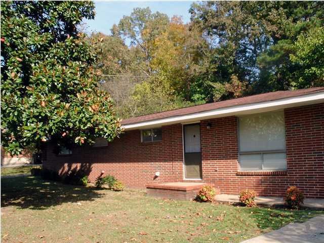 4444 Norcross Rd, Hixson, TN 37343 - photo 1