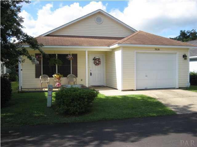 7828 Homestead Cir, Pensacola, FL 32526 - photo 1