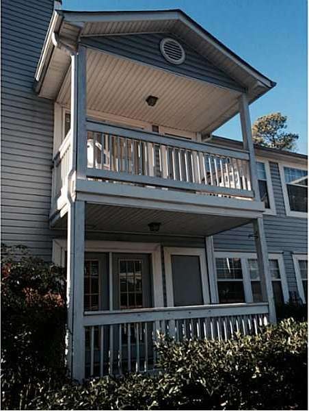 Exterior Front. LOWER UNIT