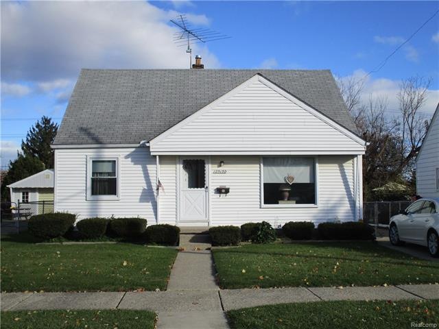 25190 Buick St, Roseville, MI 48066 - photo 1