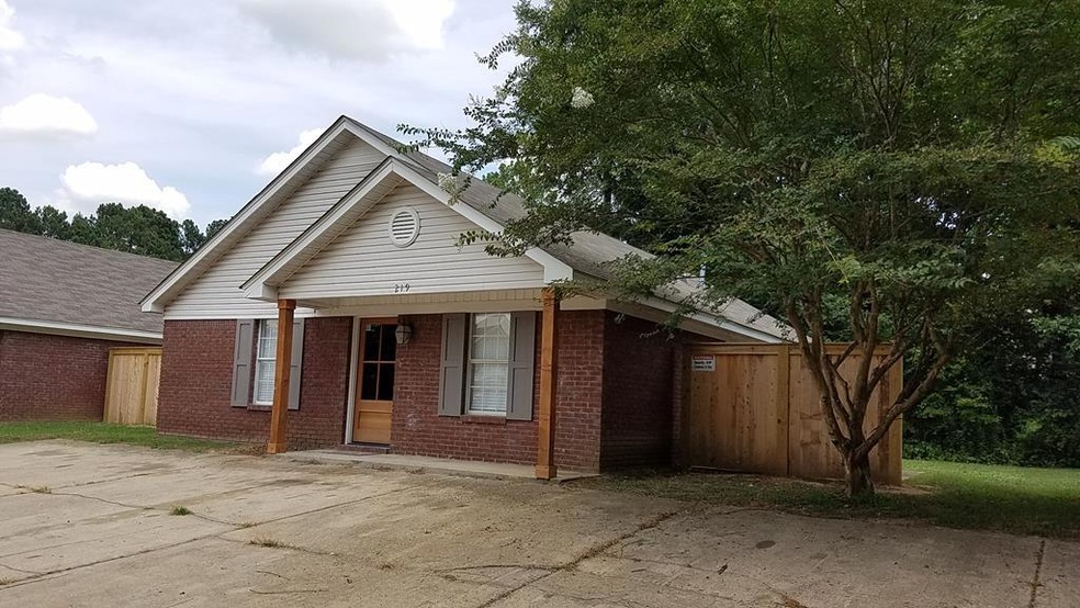 219 Cotton Creek Cove, Oxford, MS 38655 - photo 1