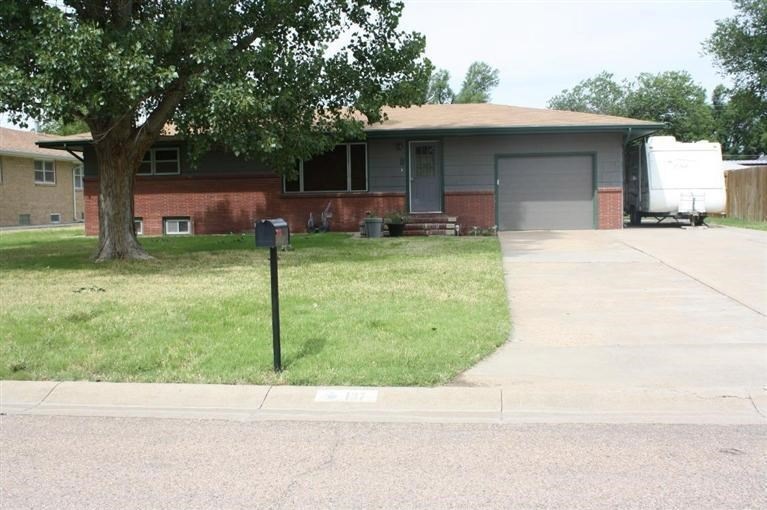 137 S Madison St, Hugoton, KS 67951 - photo 1