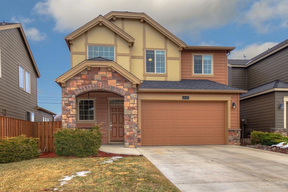 61240 Dayspring Dr, Bend, OR 97702 - photo 1