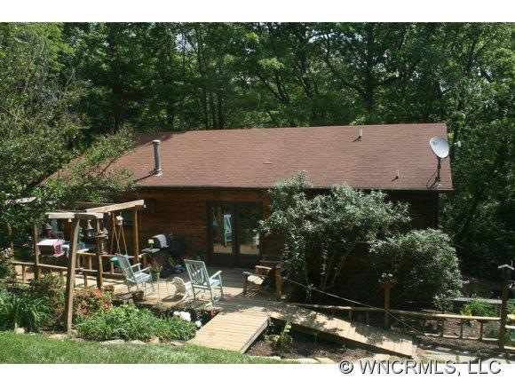 Exterior Back Yard