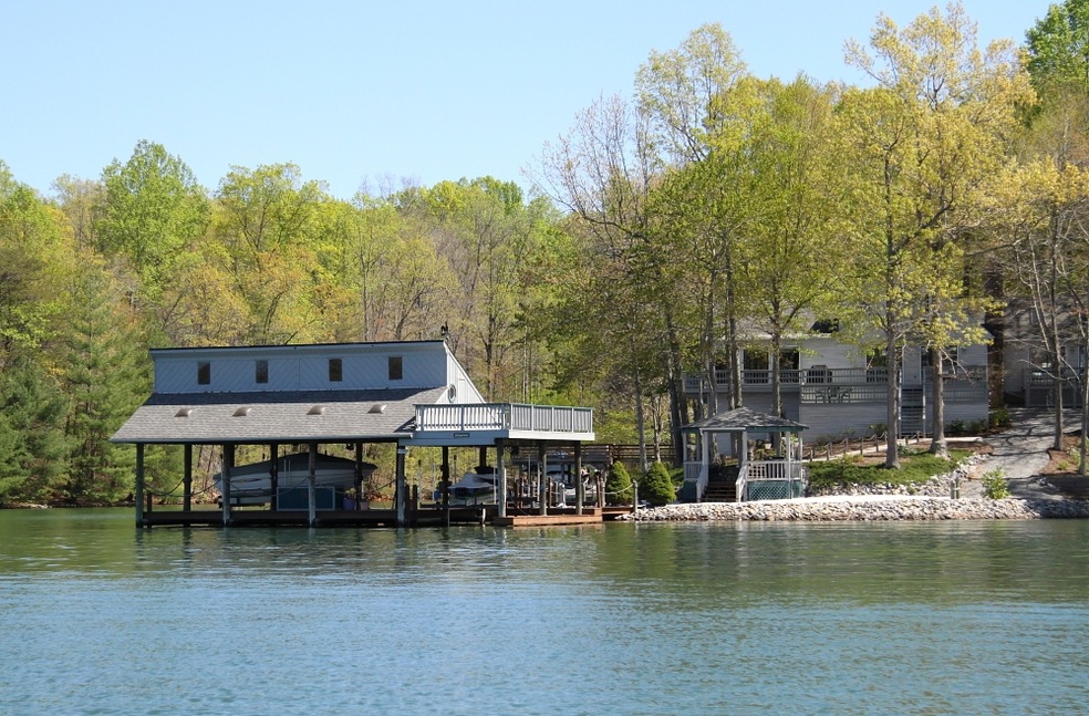 Great Point Lot  & Home w/Large Dock