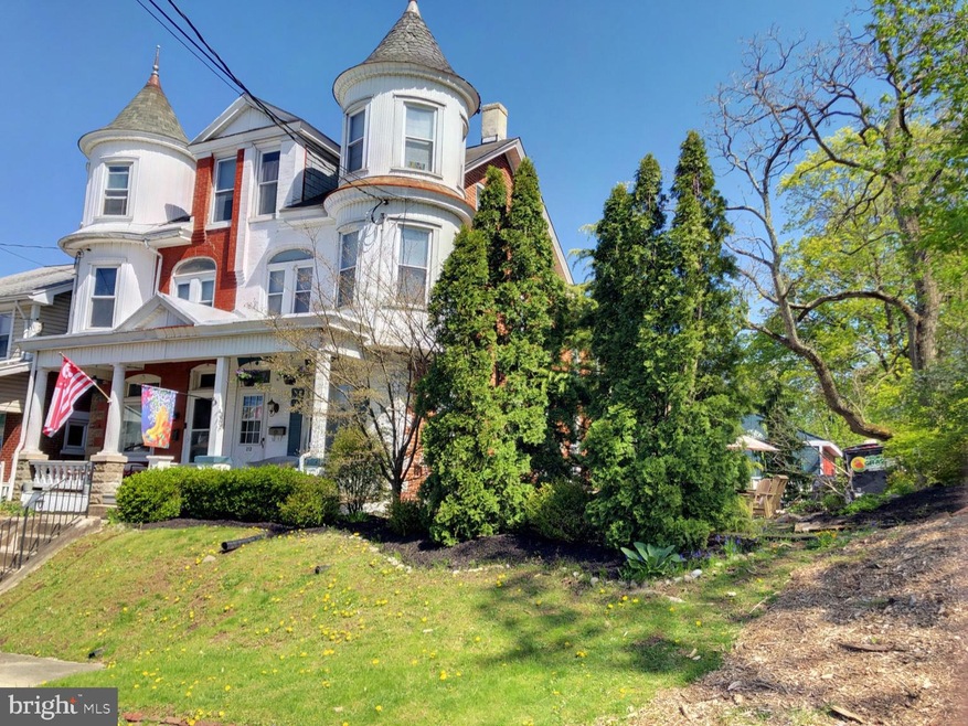 212 N Reading Ave, Boyertown, PA 19512 - photo 1