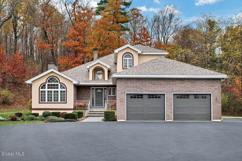 1306 Putnam Rd, Schenectady, NY 12306 - photo 1