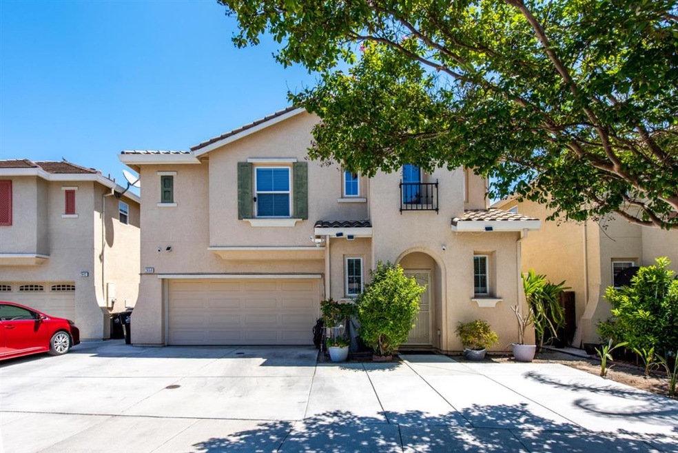 Sold $980,000 • Co-Listing Agent
