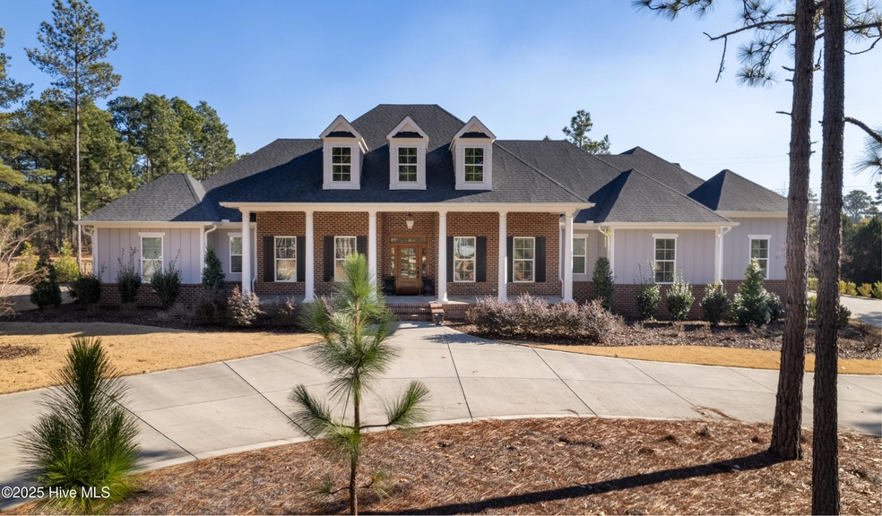 Sold $1,695,000 • Co-Listing Agent