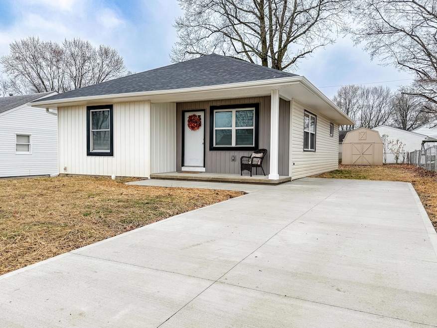 738 Maryland Ave, Lancaster, OH 43130 - photo 1