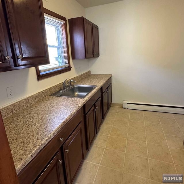 86 Union St, East Rutherford, NJ 07073 - photo 1