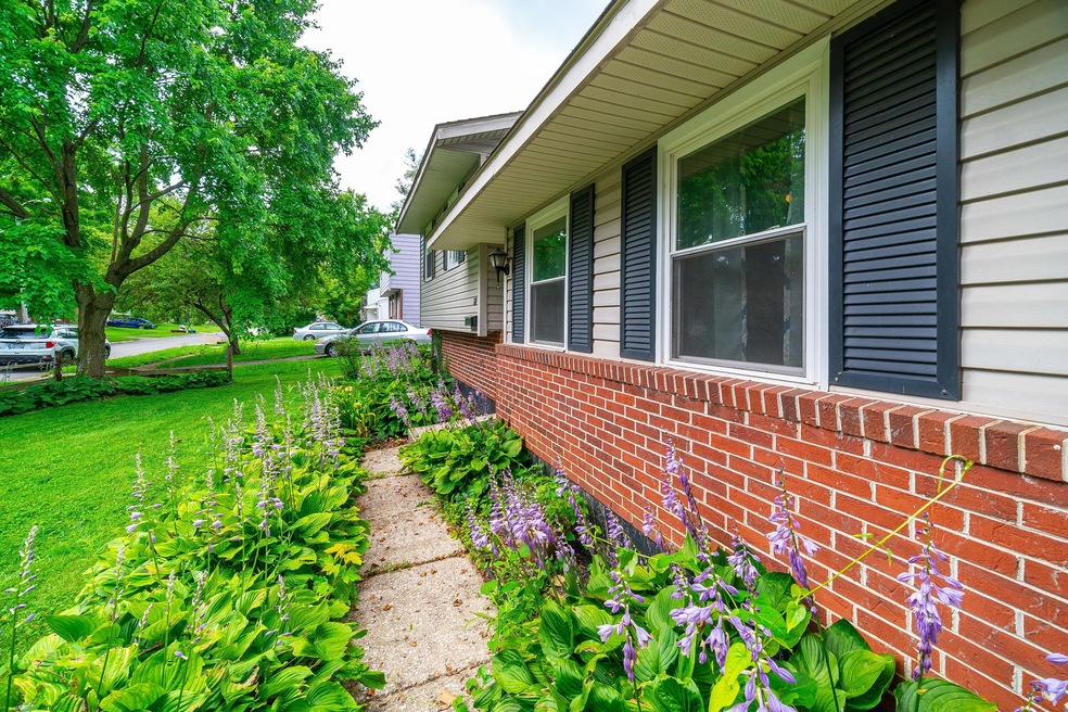 3269 Sundale Rd-5