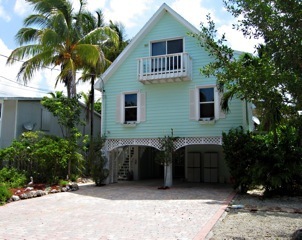 View of the front from Pirates Road