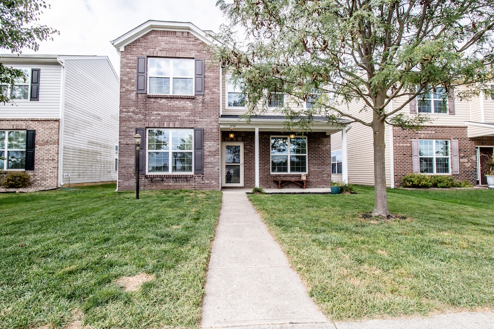 2194 Shadow Creek Blvd, Columbus, IN 47201 - photo 1