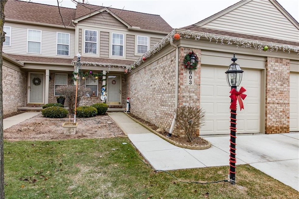 Hunters Cir_4603_Front_06.jpg