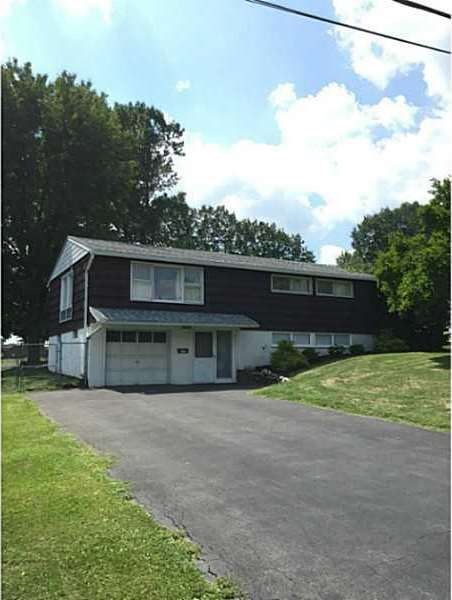 Exterior Front. Great home with younger roof and a