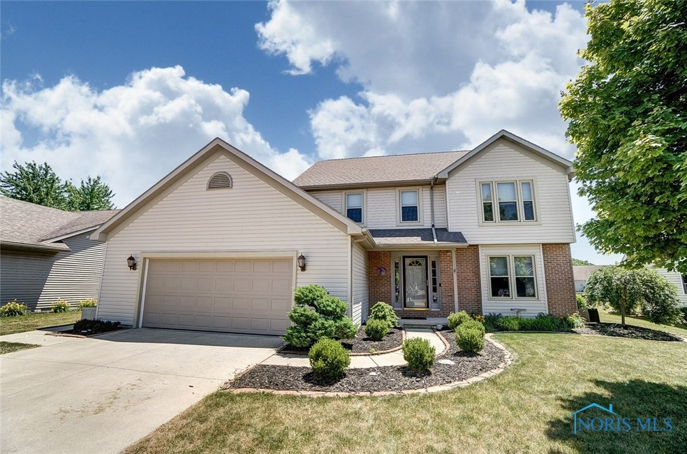1507 Misty Oaks Dr, Findlay, OH 45840 - photo 1