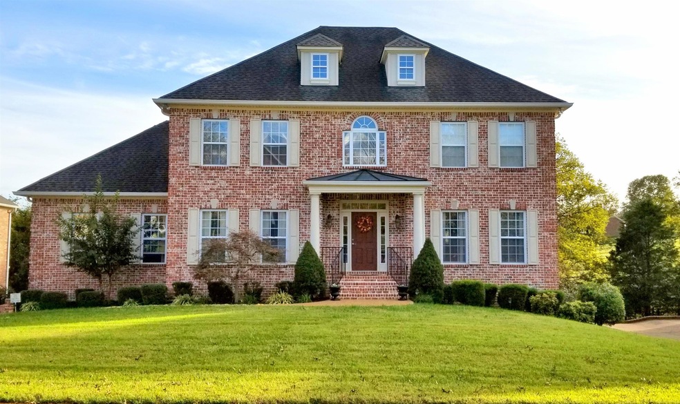 This home has awesome curb appeal and sits on a wonderful lot backing up to a farm and large lake/pond. It has lots of privacy and the views are great! Located close to Vietnam Vet Pkwy, & Glenbrook shopping.