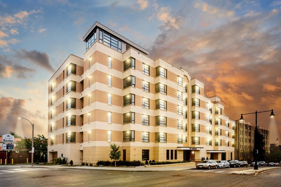 1650 Commonwealth Ave unit 506, Boston, MA 02135 - photo 1