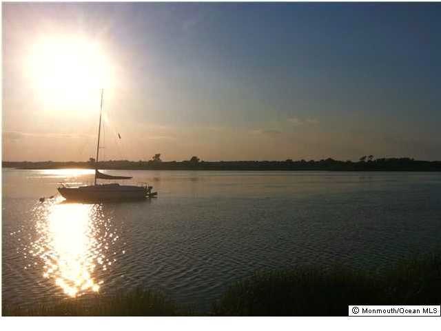 24 Longview Way, Sea Bright, NJ 07760 - photo 1