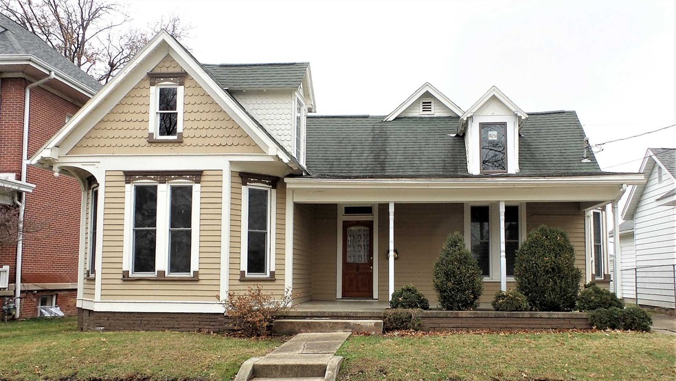 705 E Walnut St, Washington, IN 47501 - photo 1