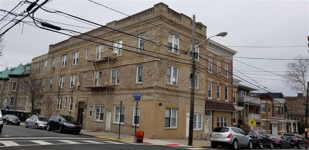 6514 Palisade Ave unit 32, West New York, NJ 07093 - photo 1