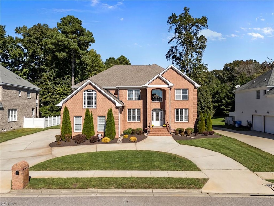 1322 Simon Dr, Chesapeake, VA 23320 - photo 1