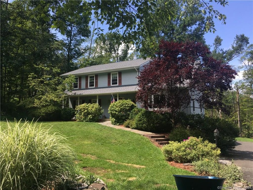 3 Princeton Ln, New Fairfield, CT 06812 - photo 1