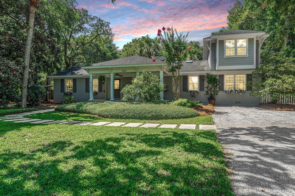 3002WaterwayBlvd001