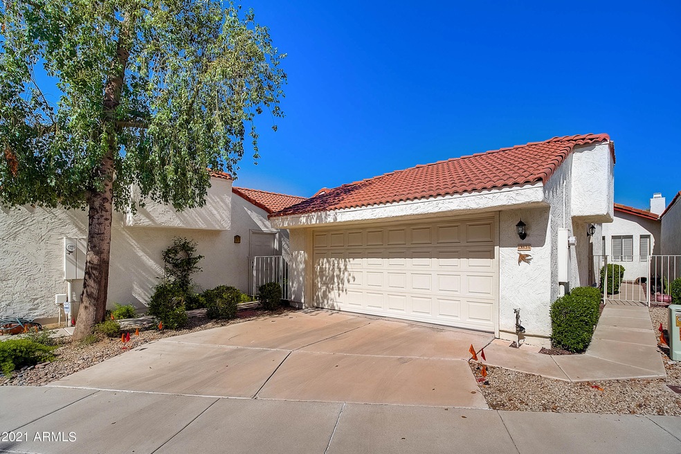 01-N 42nd St-001