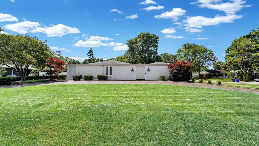 2177 Oakmount Road Upper Arlington Ohio-