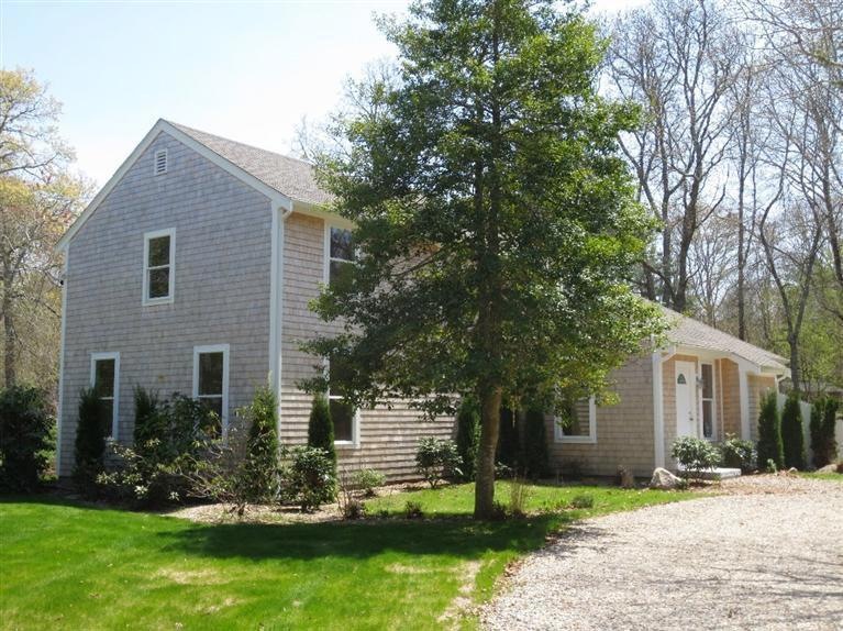 19 Heather Ln, North Falmouth, MA 02556 - photo 1