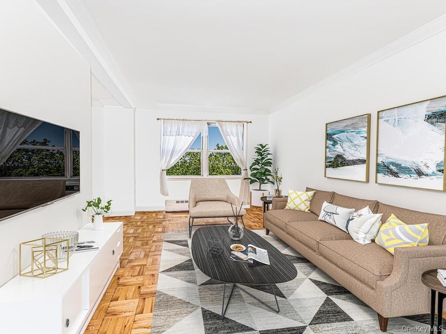 5500 Fieldston Rd unit 5AA, Bronx, NY 10471 - photo 1